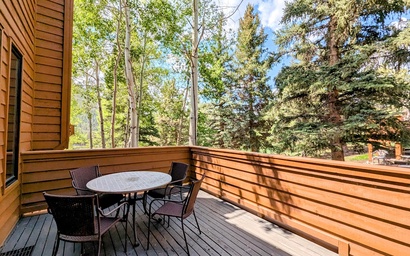 Tennis Townhomes 1323 2