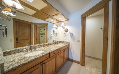 Chateaux DuMont 2703 11