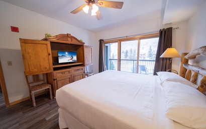 Gateway Lodge 5096 17