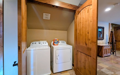 Keystone Retreat 33 48