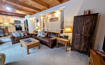 Tennis Townhomes 1314 12