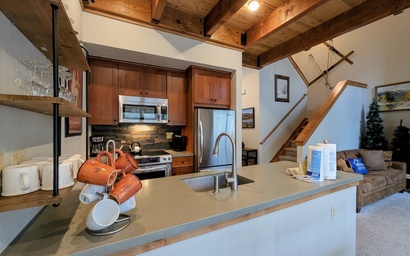 Seasons Townhome 1859 8