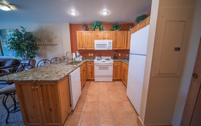 Expedition Station 8589 8