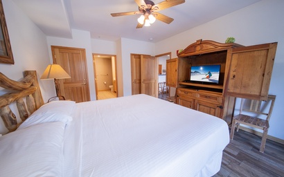 Gateway Lodge 5096 18
