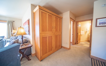 Red Hawk Lodge 2264 28