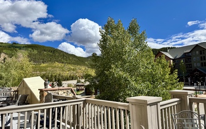 Expedition Station 8589 17