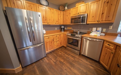 Expedition Station 8593 7