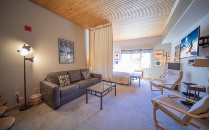 Gateway Lodge 5054 10