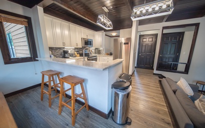 Tennis Townhomes 1323 10