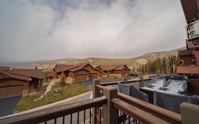 Alders 42 Outpost Dr 40