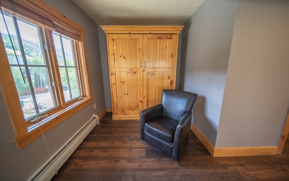 Expedition Station 8593 8