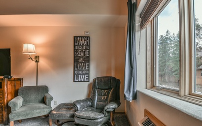 Gateway Lodge 5002 12