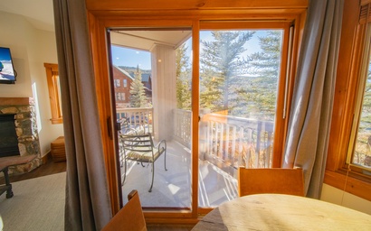 Expedition Station 8561 9