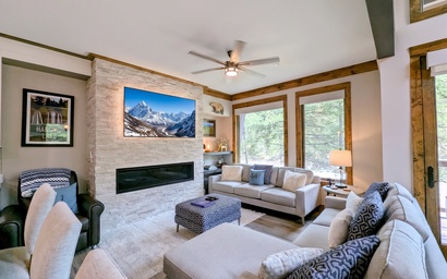 Seasons Townhome 1890 7