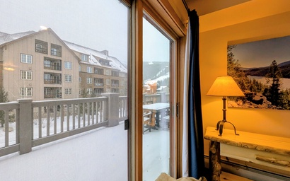 Expedition Station 8591 7