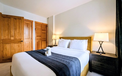 Dakota Lodge 8455 24