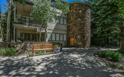 Chateaux DuMont 2703 25