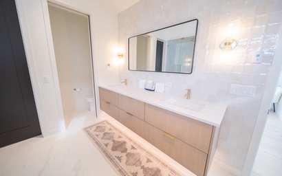 Wolf Rock Home 82 28