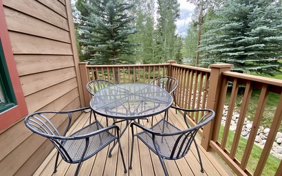 Red Hawk Townhomes 2333 8