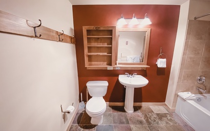 Red Hawk Lodge 2210 11