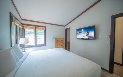 Tennis Townhomes 1323 15