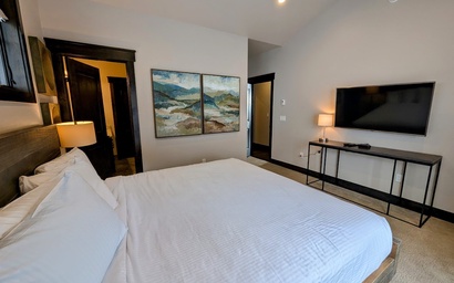 Alders 24 Outpost Dr 27