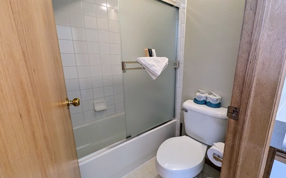 Cinnamon Ridge D323 15