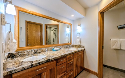 Chateaux DuMont 2702 37