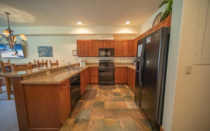 Red Hawk Townhomes 2352 8