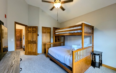 Hidden River Lodge 5992 18