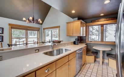 Cabin in the Pines 4 29