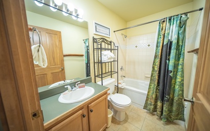 Arapahoe Lodge 8116 13