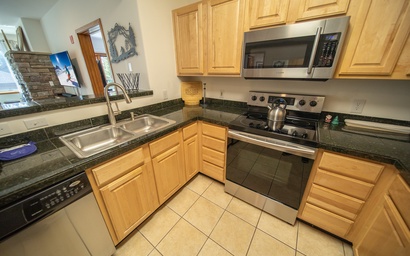 Gateway Lodge 5074 9