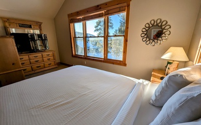 Trappers Crossing 8753 7