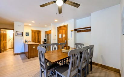 Red Hawk Lodge 2264 8