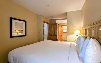 Dakota Lodge 8456 13