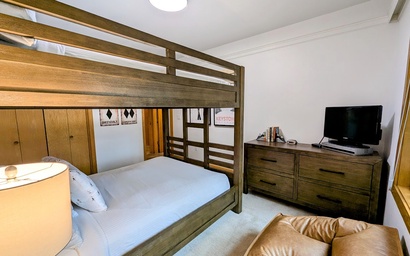 Chateaux DuMont 2724 17