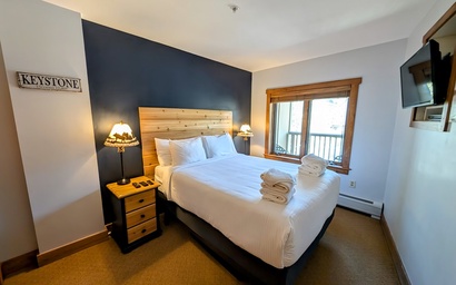 Red Hawk Lodge 2275 5