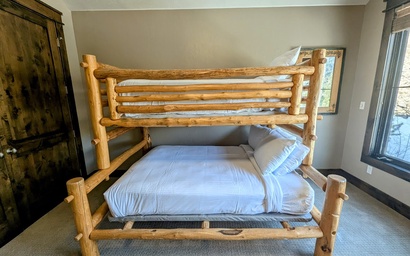 North Fork Lodge 577 32