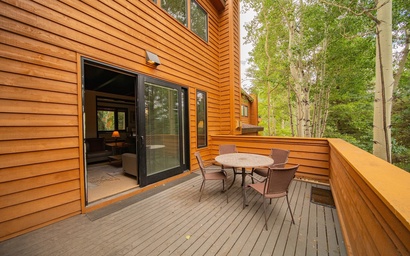 Tennis Townhomes 1323 20