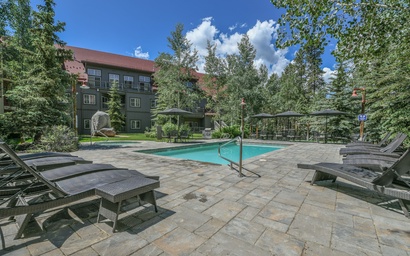 Expedition Station 8591 33