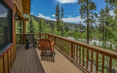 Trappers Crossing 8753 3