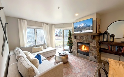 Featured Property Red Hawk Lodge 2211