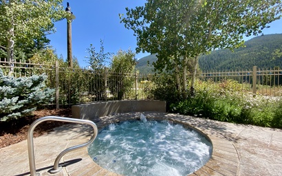 Red Hawk Townhomes 2321 31