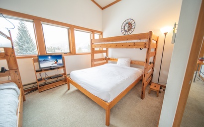 Tennis Townhomes 1326 30