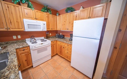 Expedition Station 8589 9