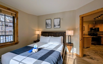 Dakota Lodge 8458 18