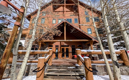 Arapahoe Lodge 8116 26