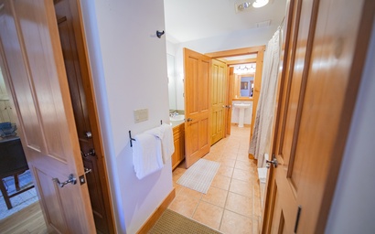 Expedition Station 8610 13