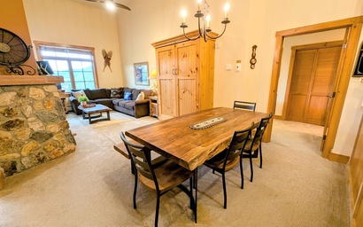 Expedition Station 8634 7